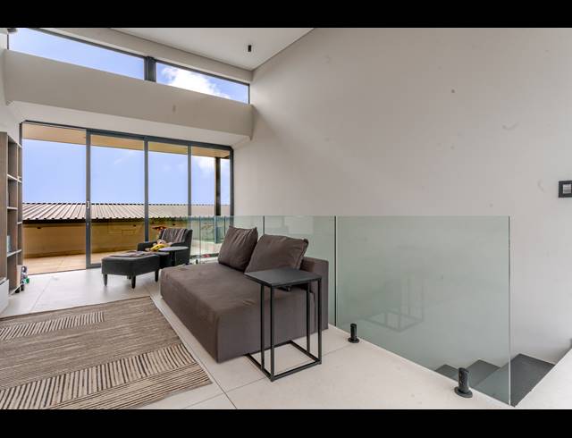 4 BEDROOM FREESTANDING FOR SALE IN HELDERFONTEIN ESTATE